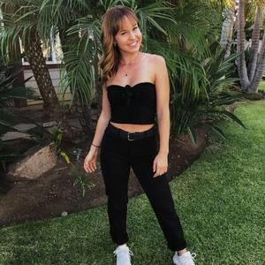 Meet your Posher, Kelly